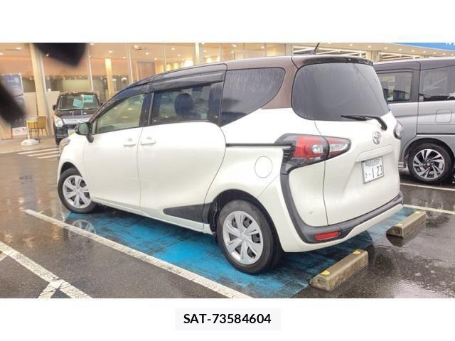 Toyota SIENTA 2019-12 8831560-1