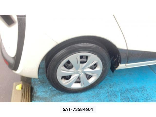 Toyota SIENTA 2019-12 8831560-4