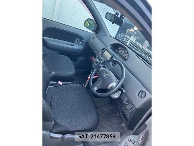 Toyota SIENTA 2012-05 8831594-3