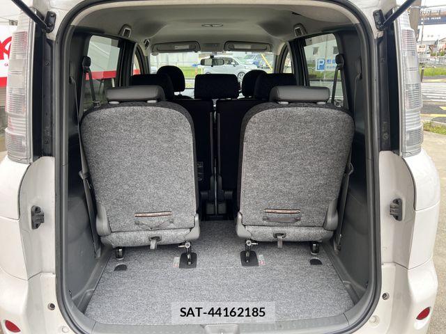 Toyota SIENTA 2012-06 8831593-9