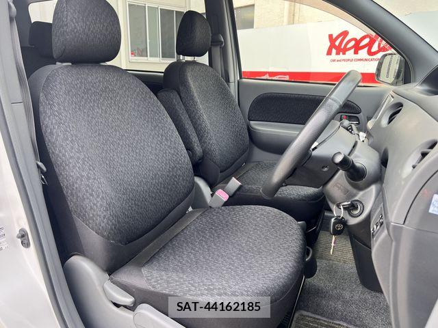Toyota SIENTA 2012-06 8831593-7