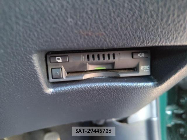 Toyota SIENTA 2016-12 8831572-19