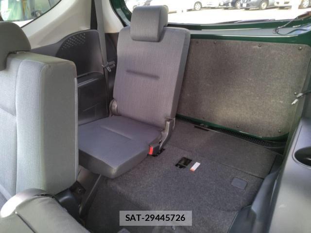 Toyota SIENTA 2016-12 8831572-23
