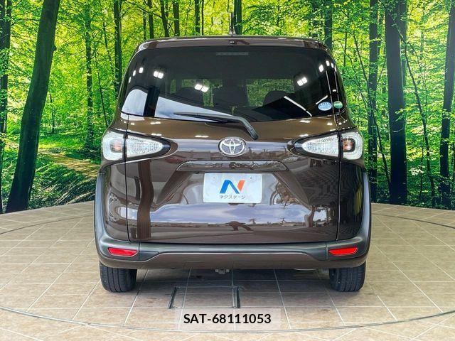 Toyota SIENTA 2016-07 8831583-16