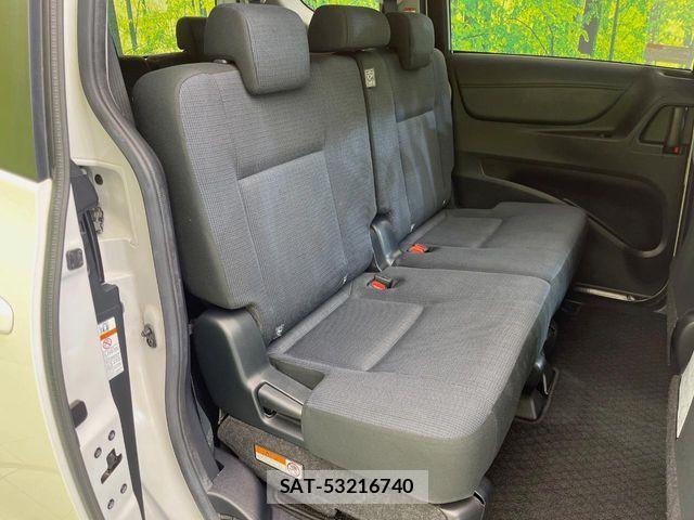 Toyota SIENTA 2018-08 8831578-8