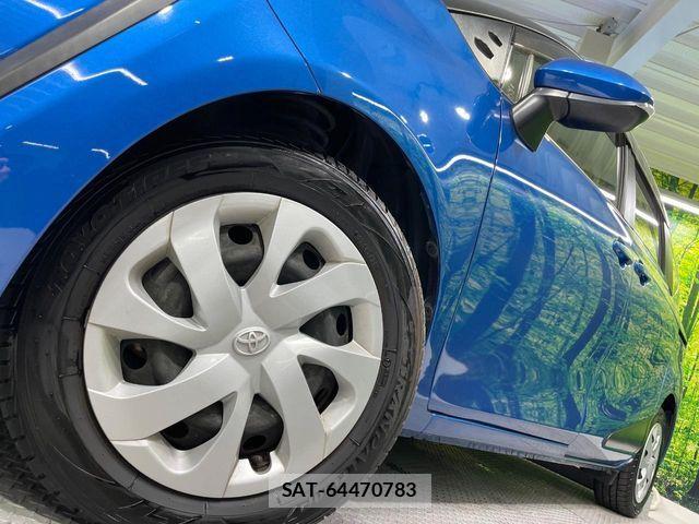 Toyota SIENTA 2018-01 8831582-14