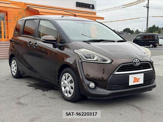 Toyota SIENTA 2016-11 8831571-7