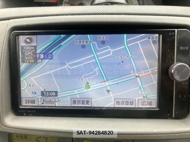 Toyota SIENTA 2013-09 8831596-16