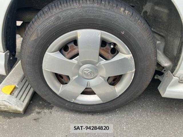 Toyota SIENTA 2013-09 8831596-5