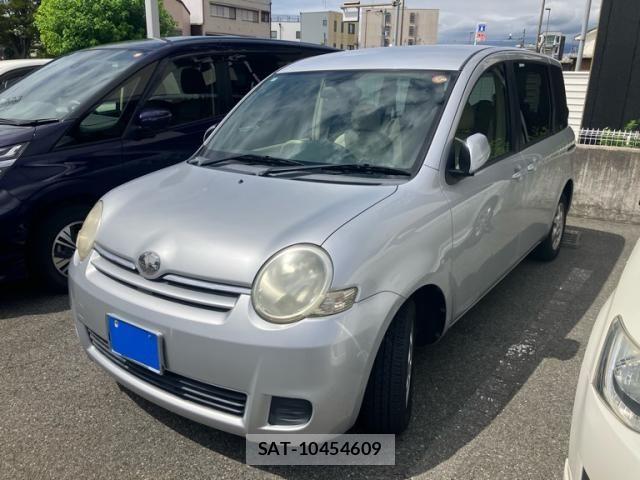 Toyota SIENTA 2006-07 8831597-0