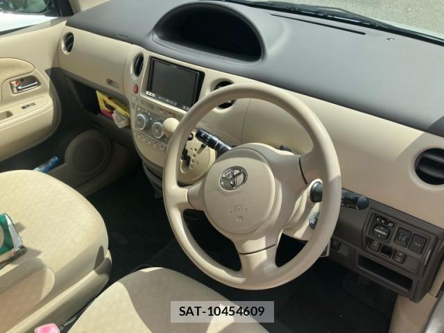 Toyota SIENTA 2006-07 8831597-7