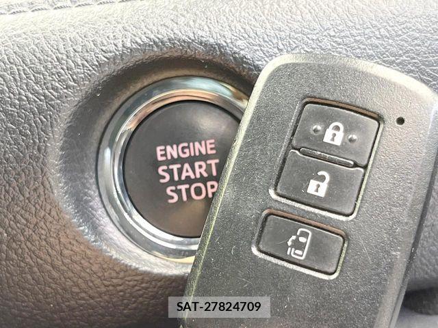 Toyota SIENTA 2016-04 8831581-6