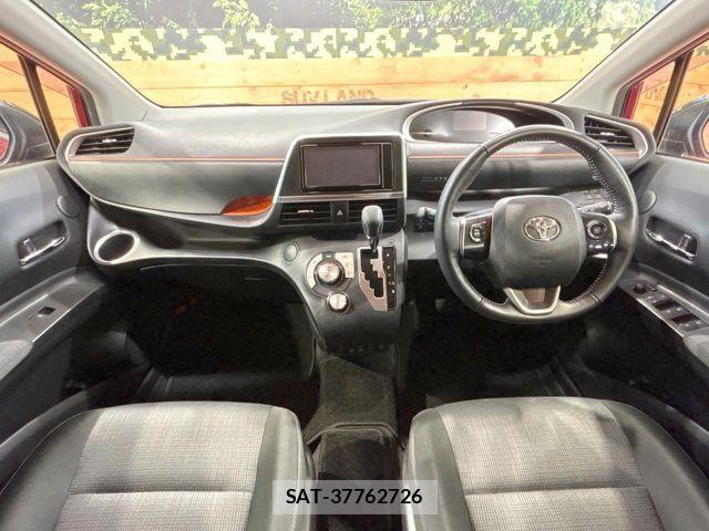 Toyota SIENTA 2019-06 8850633-1