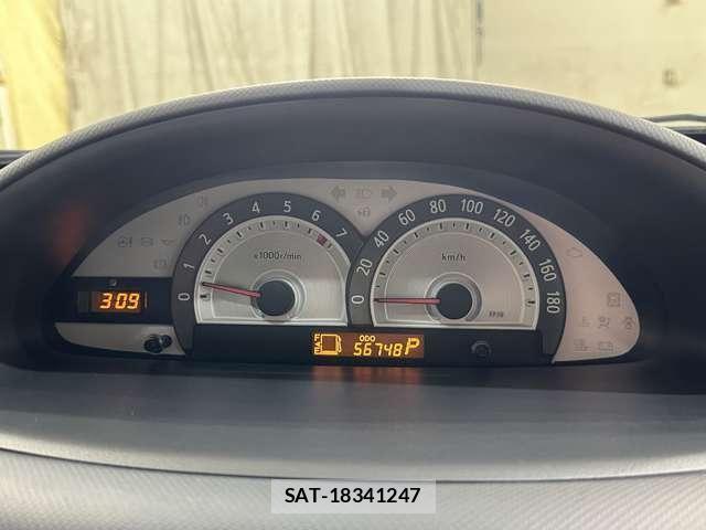 Toyota SIENTA 2013-09 8850638-10
