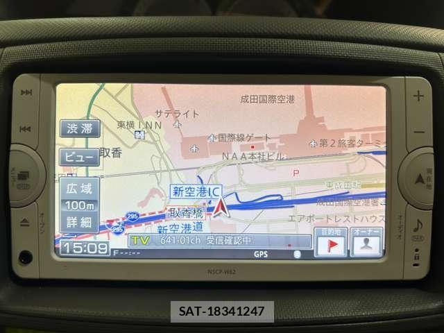 Toyota SIENTA 2013-09 8850638-16