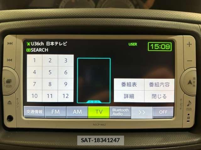 Toyota SIENTA 2013-09 8850638-18