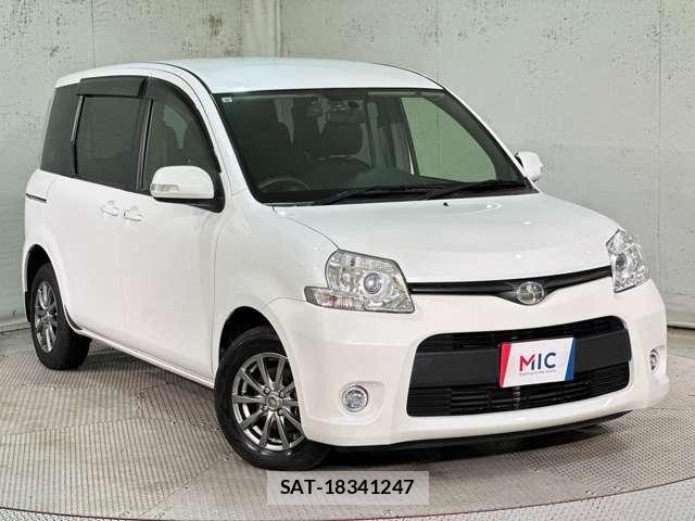 Toyota SIENTA 2013-09 8850638-1