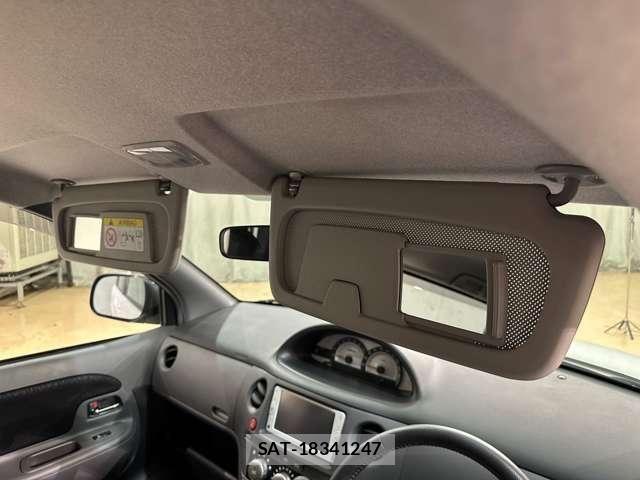 Toyota SIENTA 2013-09 8850638-23