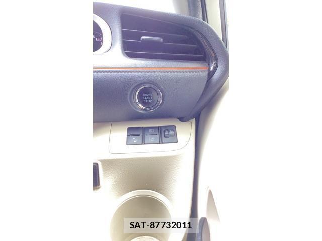 Toyota SIENTA 2016-05 8850639-14