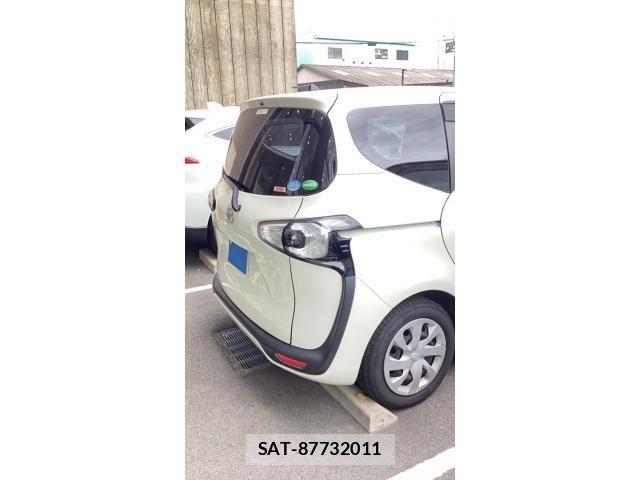 Toyota SIENTA 2016-05 8850639-7