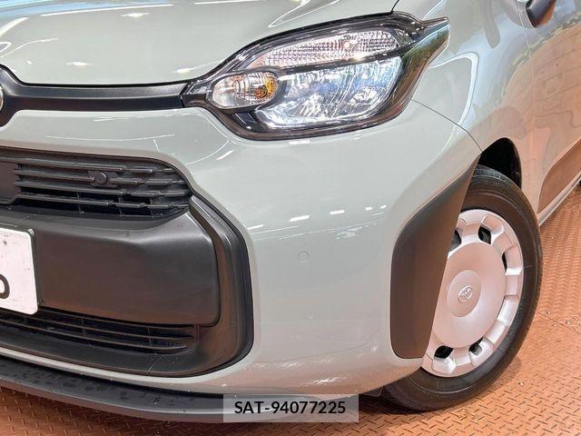 Toyota SIENTA 2023-05 8850631-11