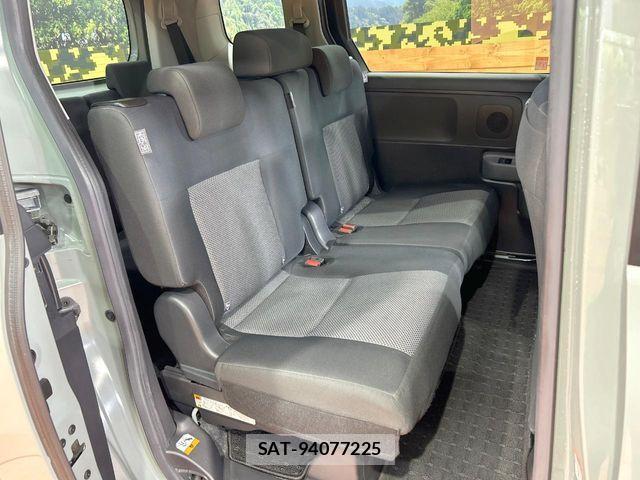 Toyota SIENTA 2023-05 8850631-8