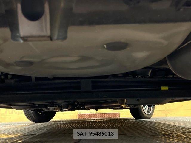 Toyota SIENTA 2019-08 8849841-19