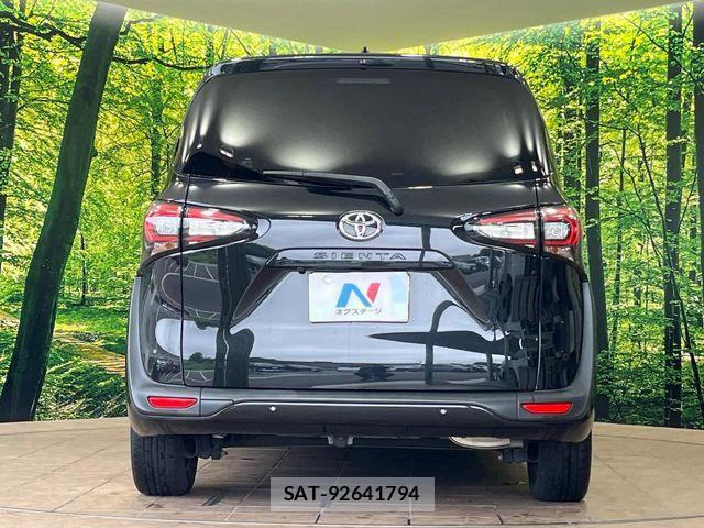 Toyota SIENTA 2019-04 8849884-15