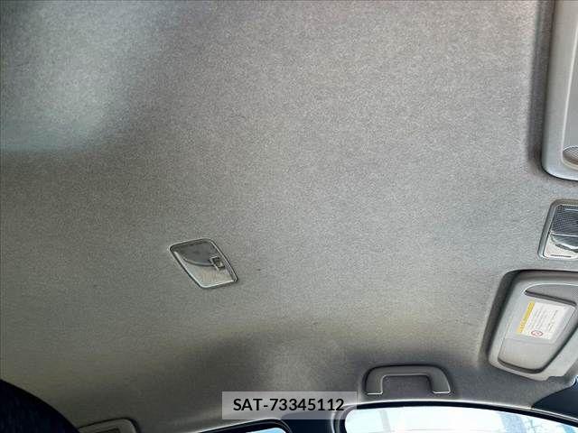Toyota SIENTA 2011-11 8850641-21