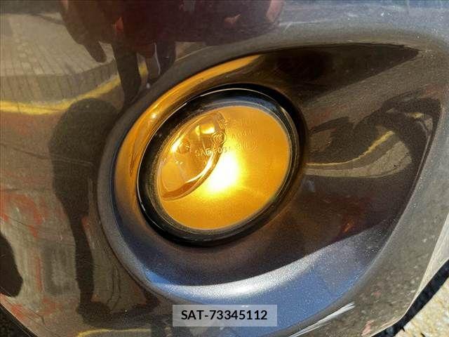 Toyota SIENTA 2011-11 8850641-28