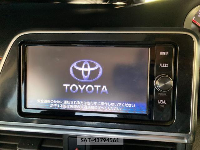 Toyota SIENTA 2017-10 8850636-15