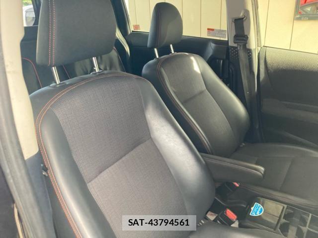 Toyota SIENTA 2017-10 8850636-19