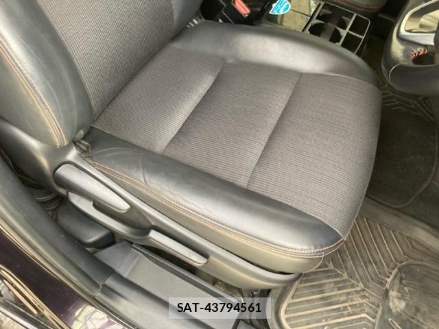 Toyota SIENTA 2017-10 8850636-20