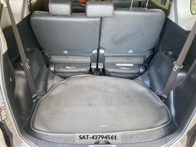 Toyota SIENTA 2017-10 8850636-22