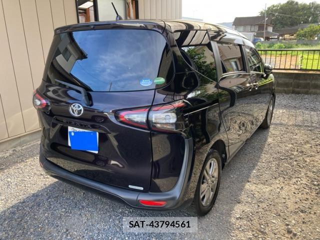 Toyota SIENTA 2017-10 8850636-2
