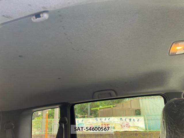 Toyota SIENTA 2006-06 8850640-13