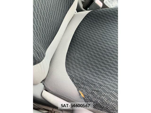Toyota SIENTA 2006-06 8850640-21