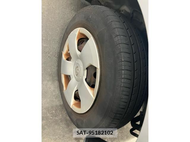 Toyota SIENTA 2009-10 8850642-5