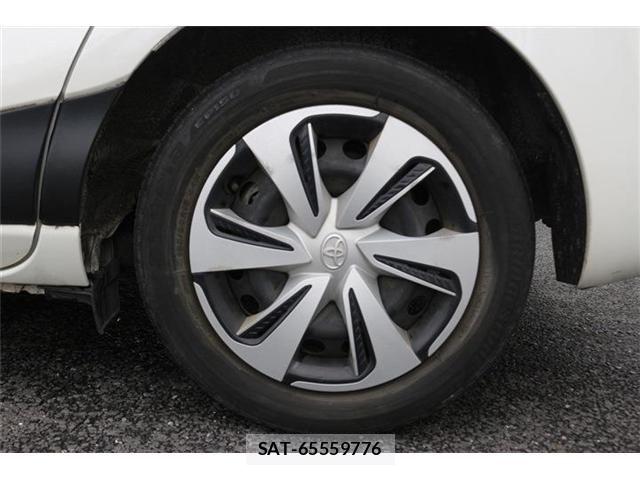 Toyota SIENTA 2019-03 8850634-17