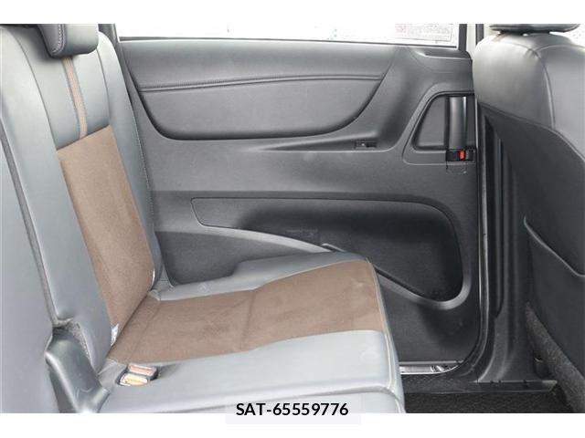Toyota SIENTA 2019-03 8850634-24