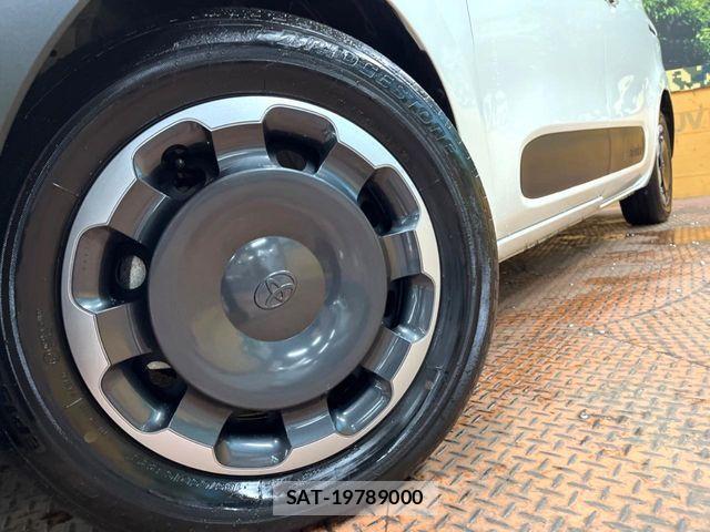 Toyota SIENTA 2023-03 8850629-13