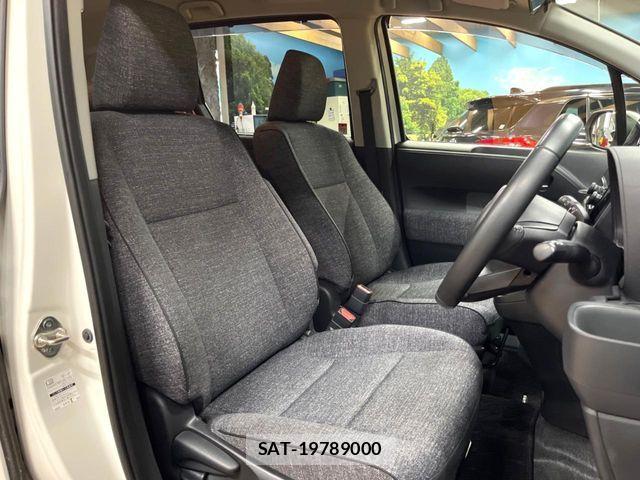 Toyota SIENTA 2023-03 8850629-7