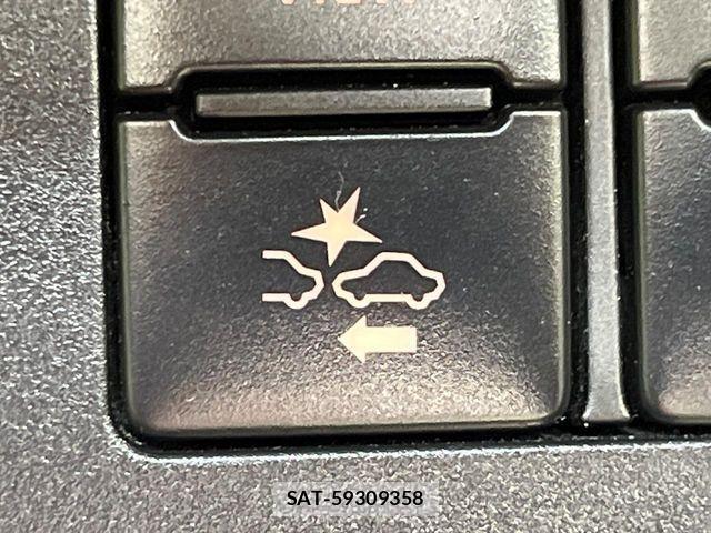 Toyota SIENTA 2020-02 8872058-5