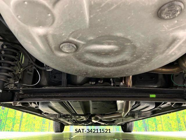 Toyota SIENTA 2013-10 8872061-18