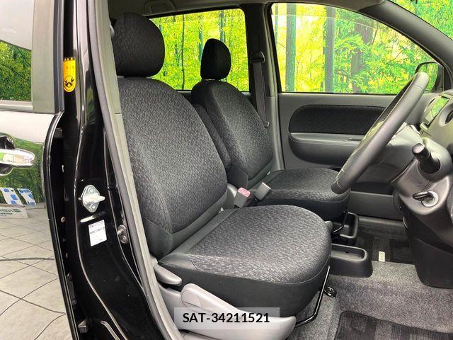 Toyota SIENTA 2013-10 8872061-6