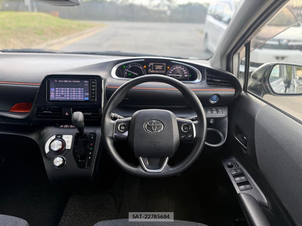 Toyota SIENTA 2017-06 1287995-14