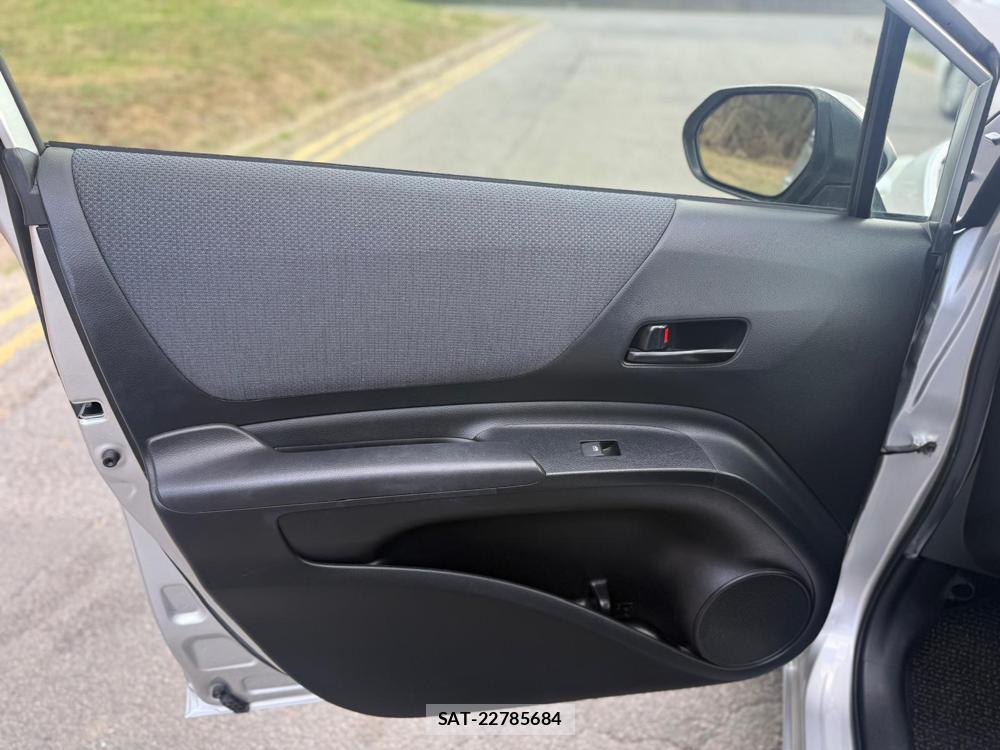Toyota SIENTA 2017-06 1287995-25