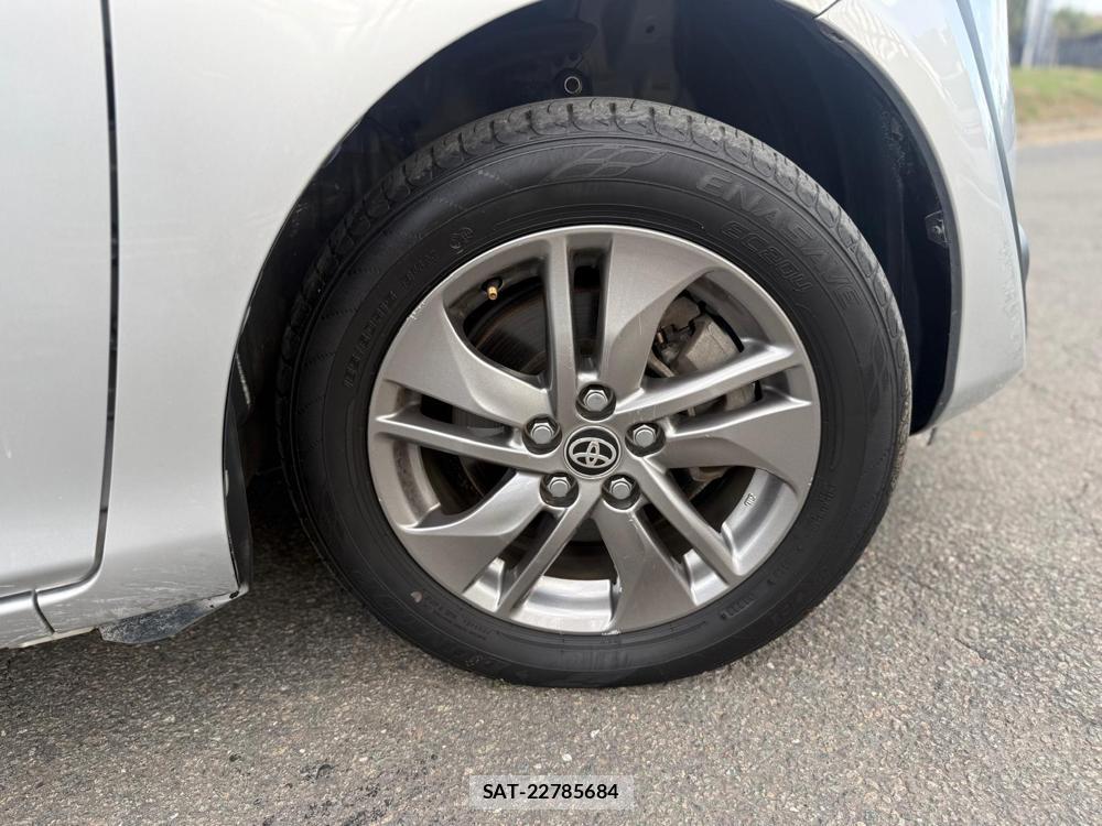 Toyota SIENTA 2017-06 1287995-28