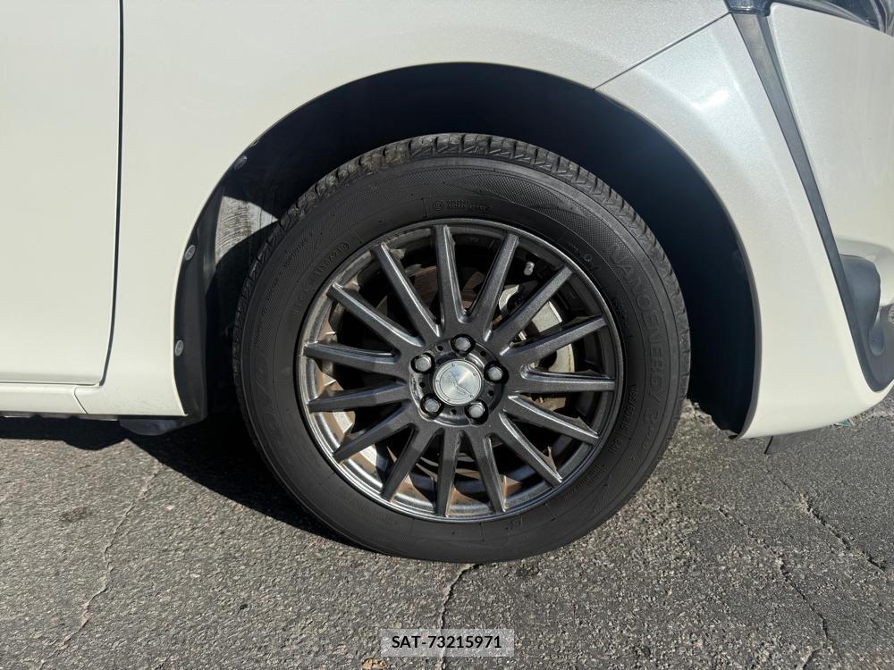 Toyota SIENTA 2017-09 1297073-30