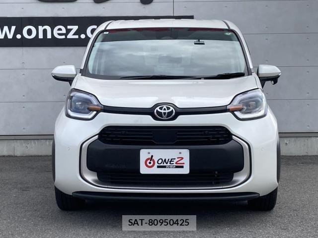 Toyota SIENTA 2024-02 8872054-4